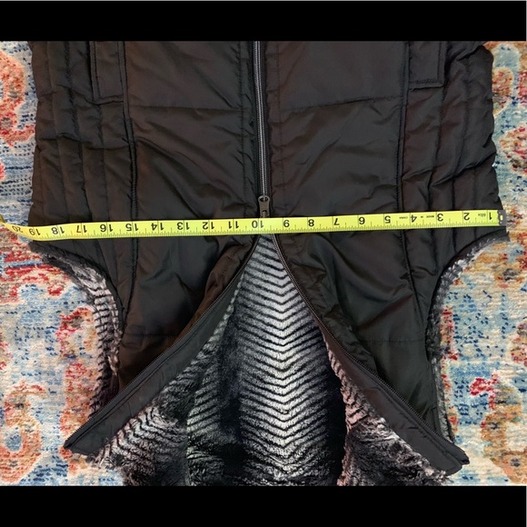 Faux Fur Lined Puffy Vest - Picture 8 of 8